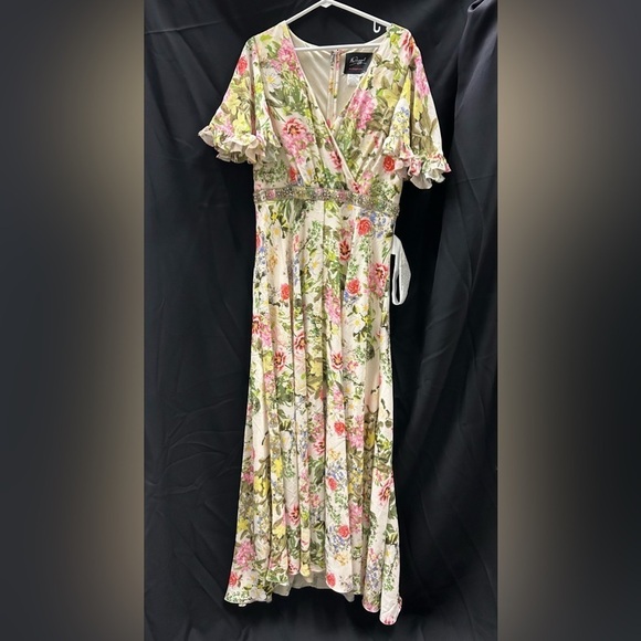 Mac Duggal 9079 NWOT FLORAL PRINT FAUX WRAP FLUTTER SLEEVE A LINE GOWN - Picture 5 of 8